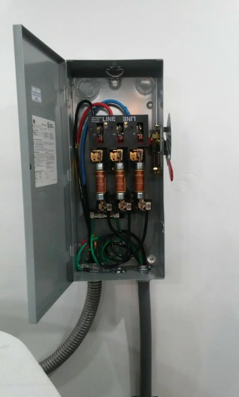 Three-phase disconnect switch installed for Smoke Detector Installation in Fort Myers